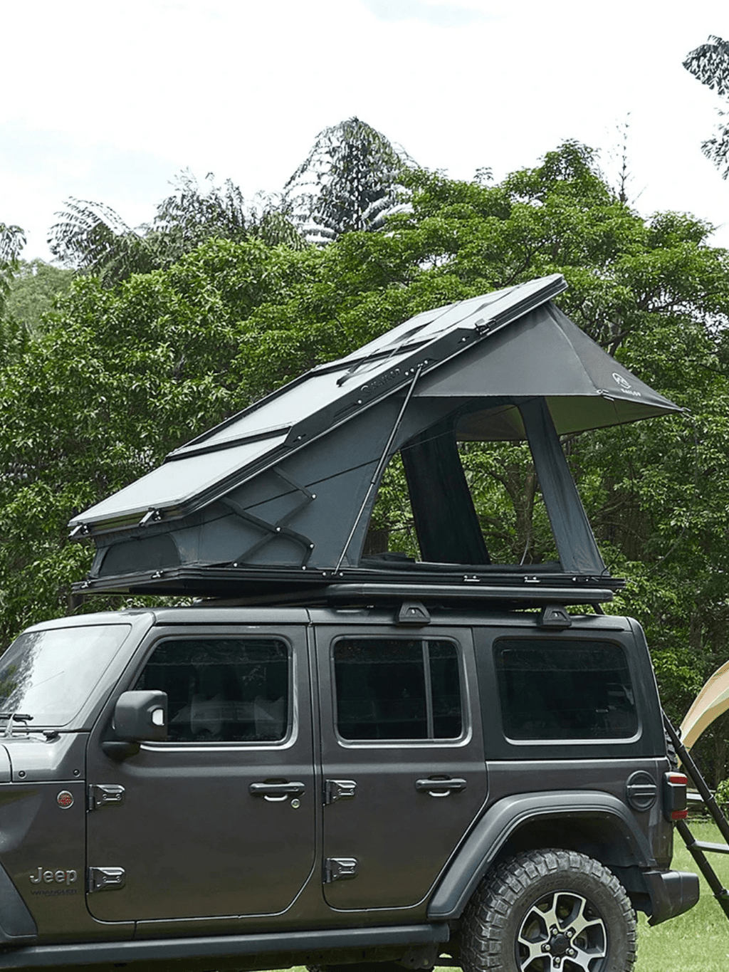 tente de toit aluminium